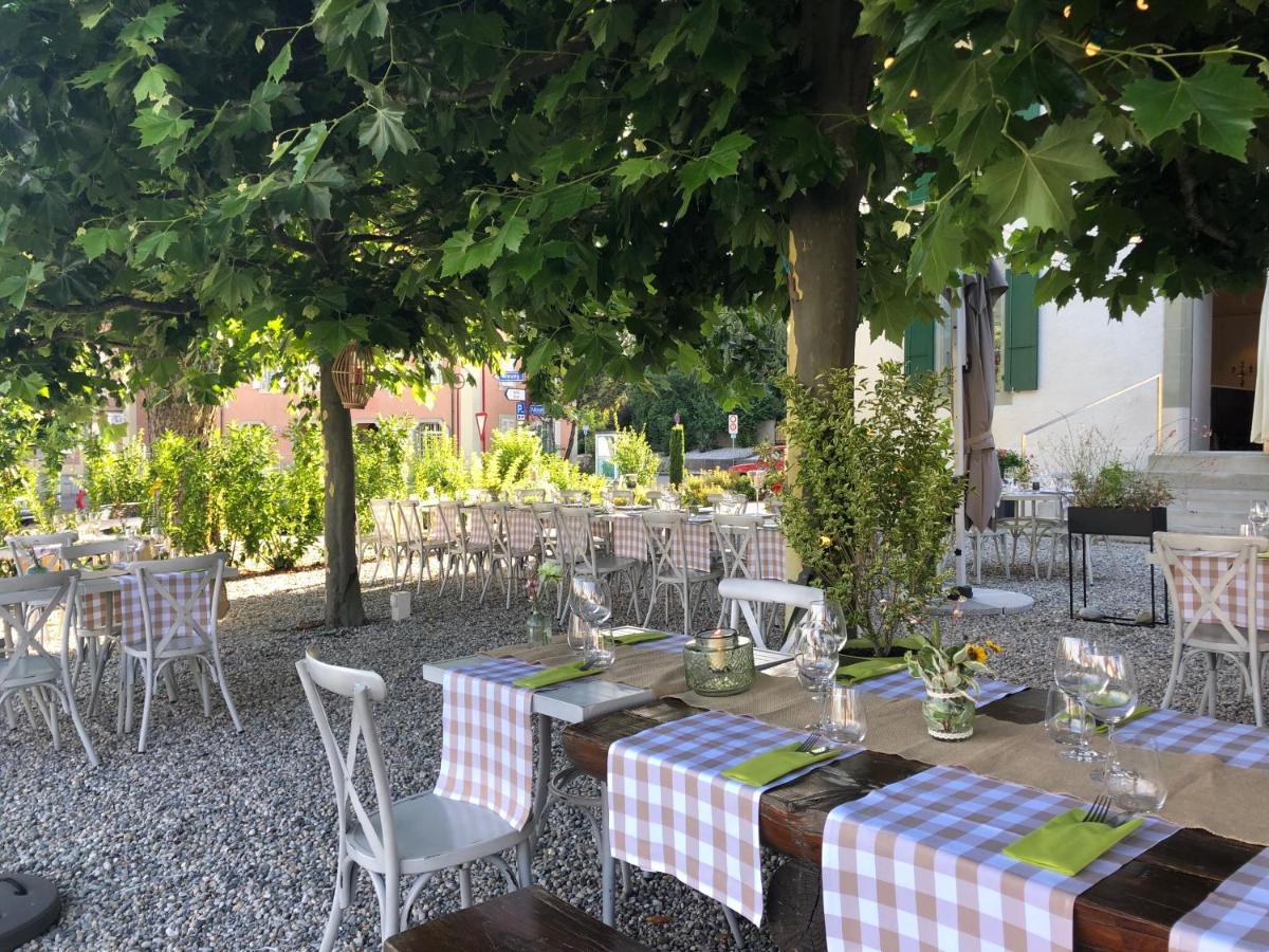L'Auberge De Mezieres מראה חיצוני תמונה